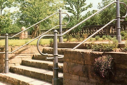 {f:if(condition: '', then: '', else: '{f:if(condition:\'\', then:\'\', else: \'Knee rail Knee rail Weserbergland\')}')}