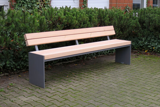 Banc Riga avec assise en bois