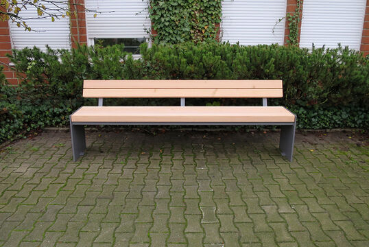 {f:if(condition: '', then: '', else: '{f:if(condition:\'\', then:\'\', else: \'Seat with timber seat base Seat Riga with timber seat base\')}')}