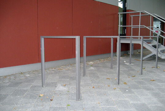 {f:if(condition: '', then: '', else: '{f:if(condition:\'\', then:\'\', else: \'Bicyle parking hoop Bicycle parking hoop Lübeck\')}')}