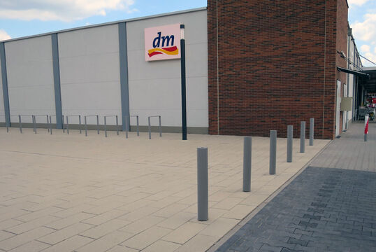 {f:if(condition: '', then: '', else: '{f:if(condition:\'\', then:\'\', else: \'Steel bollard Steel bollard Kiel\')}')}