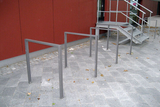 {f:if(condition: '', then: '', else: '{f:if(condition:\'\', then:\'\', else: \'Bicyle parking hoop Bicycle parking hoop Lübeck\')}')}