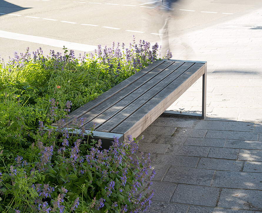 Ensemble historique rencontre espace urbain moderne