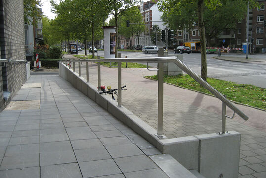 {f:if(condition: '', then: '', else: '{f:if(condition:\'\', then:\'\', else: \'Handrail Hand rail Norden\')}')}