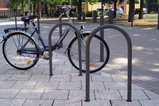 {f:if(condition: '', then: '', else: '{f:if(condition:\'\', then:\'\', else: \'Bicyle parking hoop Bicycle parking hoop Mira\')}')}