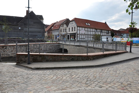 Burg, Ponts sur l'Ihle