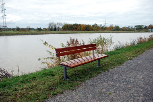 {f:if(condition: '', then: '', else: '{f:if(condition:\'\', then:\'\', else: \'Seat with timber seat base Seat Delmenhorst with timber seat base\')}')}