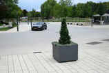 Bertrange, Luxemburg - Planter Bari round