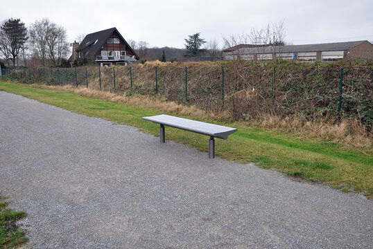 Bench with steel seat base Bench Lübeck with steel seat base