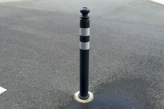 {f:if(condition: '', then: '', else: '{f:if(condition:\'\', then:\'\', else: \'Breakaway bollard Breakaway bollard Münster SB II\')}')}