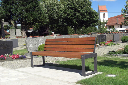 Molpertshaus, Cemetery grounds