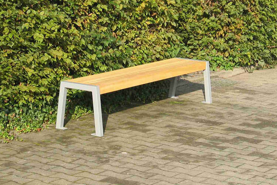 {f:if(condition: '', then: '', else: '{f:if(condition:\'\', then:\'\', else: \'Bench with timber seat base Bench Riga with timber seat base\')}')}