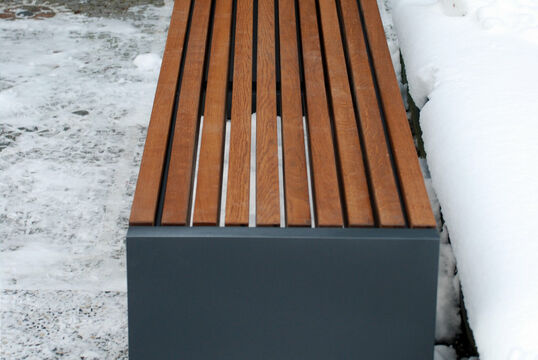 {f:if(condition: '', then: '', else: '{f:if(condition:\'\', then:\'\', else: \'Bench with timber seat base Bench Malmö with timber seat base\')}')}