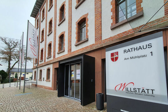 Willstätt, Rathausplatz