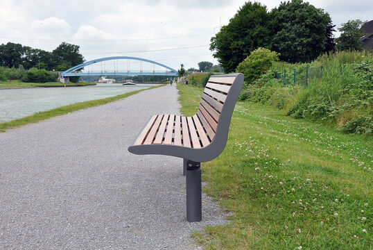 {f:if(condition: '', then: '', else: '{f:if(condition:\'\', then:\'\', else: \'Seat with timber seat base Seat Römö PAG with timber seat base\')}')}