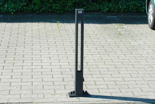 {f:if(condition: '', then: '', else: '{f:if(condition:\'\', then:\'\', else: \'Folding bollard Folding bollard Cubo D\')}')}