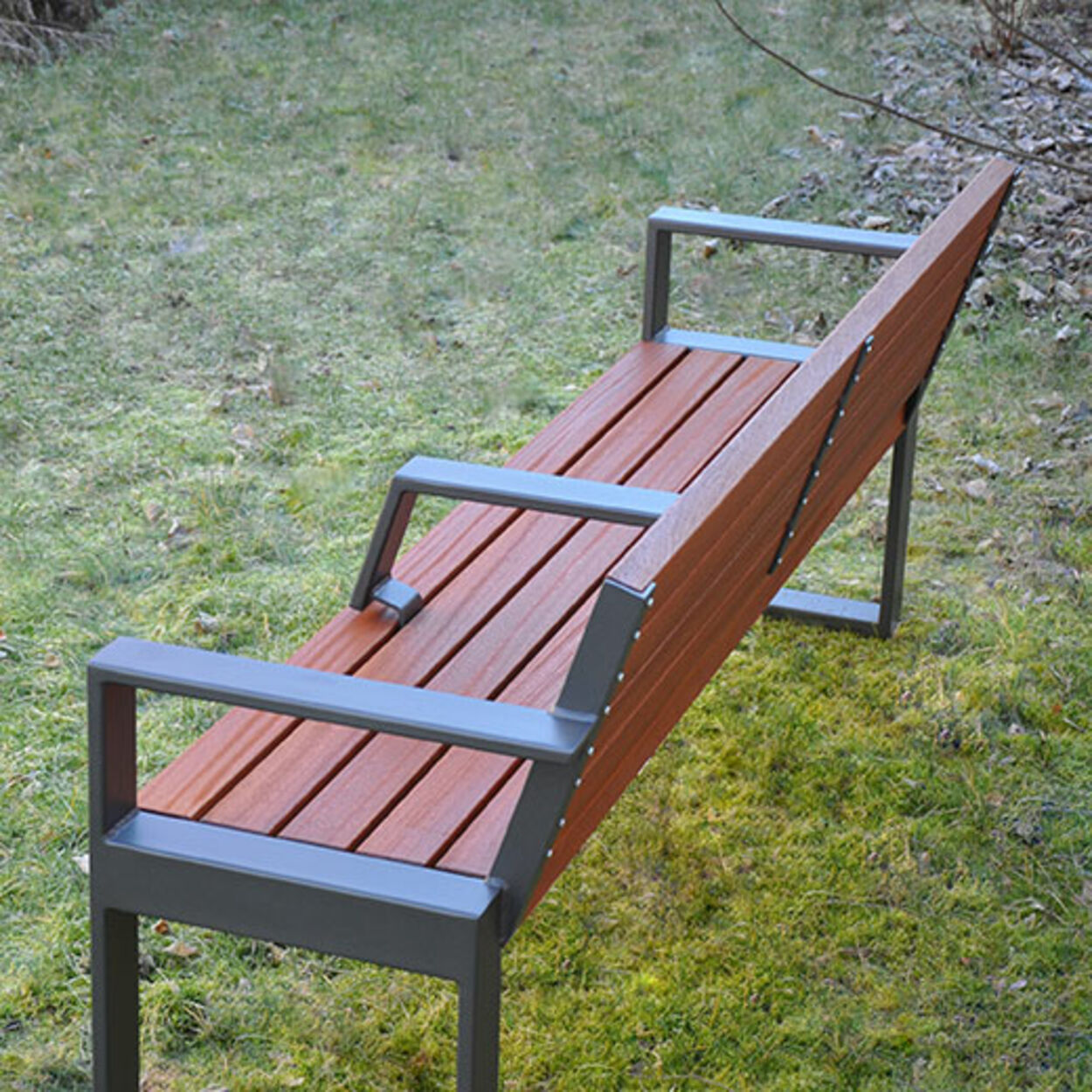 Banc Cubo avec assise en bois