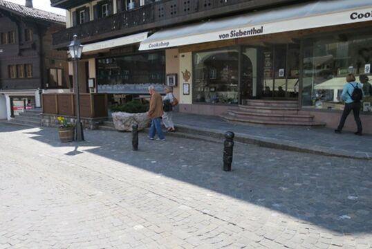 Place de Gstaad, Gstaad