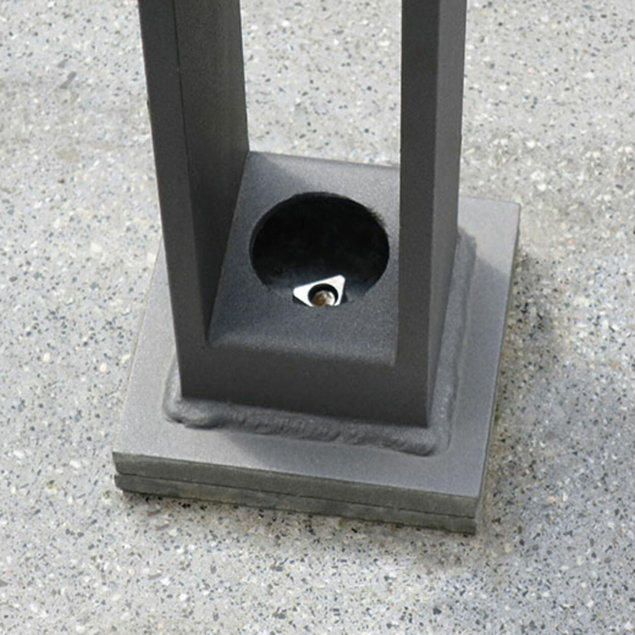 Steel bollard Scape