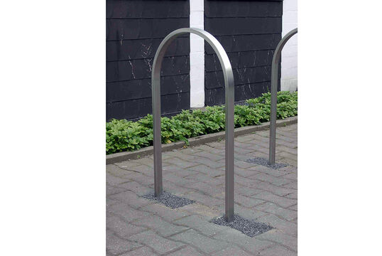 {f:if(condition: '', then: '', else: '{f:if(condition:\'\', then:\'\', else: \'Bicyle parking hoop Bicycle parking hoop Riva\')}')}