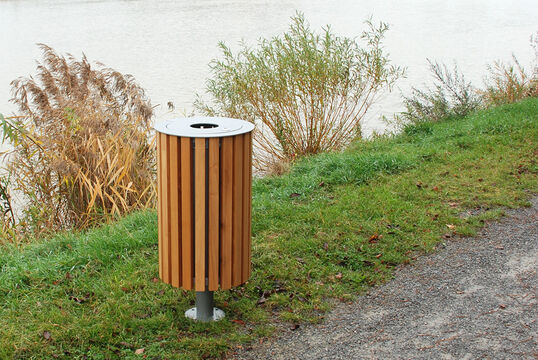 {f:if(condition: '', then: '', else: '{f:if(condition:\'\', then:\'\', else: \'Litter bin Litter bin Series 800 timber\')}')}