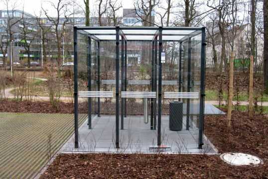 {f:if(condition: '', then: '', else: '{f:if(condition:\'\', then:\'\', else: \'Raucherunterstand Smoking shelter Lida SL\')}')}