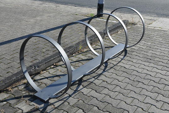 {f:if(condition: '', then: '', else: '{f:if(condition:\'\', then:\'\', else: \'Bicyle parking hoop Bicycle parking hoop Duara K\')}')}