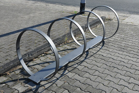 {f:if(condition: '', then: '', else: '{f:if(condition:\'\', then:\'\', else: \'Bicyle parking hoop Bicycle parking hoop Duara S\')}')}