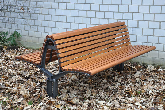 {f:if(condition: '', then: '', else: '{f:if(condition:\'\', then:\'\', else: \'Seat with timber seat base Seat Bremen with timber seat base\')}')}