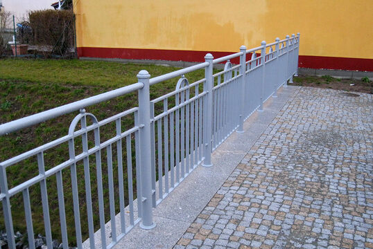 {f:if(condition: '', then: '', else: '{f:if(condition:\'\', then:\'\', else: \'Handrail Hand rail Norden\')}')}