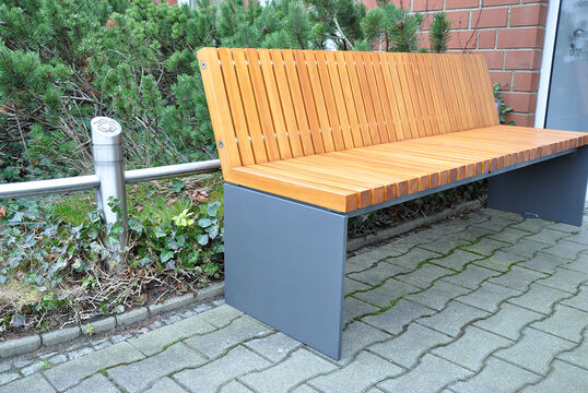 Sitzbank mit Holzauflage Düsseldorf