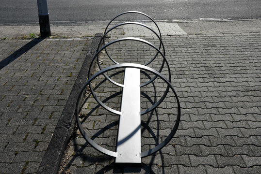 {f:if(condition: '', then: '', else: '{f:if(condition:\'\', then:\'\', else: \'Bicyle parking hoop Bicycle parking hoop Duara S\')}')}