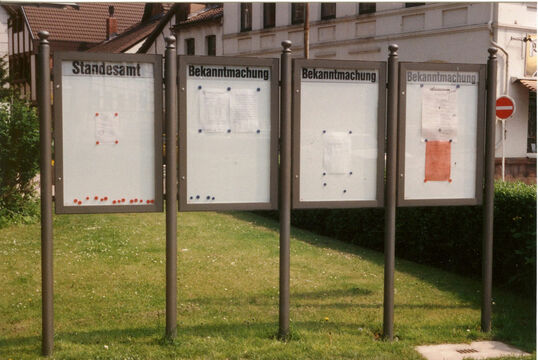 {f:if(condition: '', then: '', else: '{f:if(condition:\'\', then:\'\', else: \'Schaukasten Vitrine d'affichage Münster\')}')}