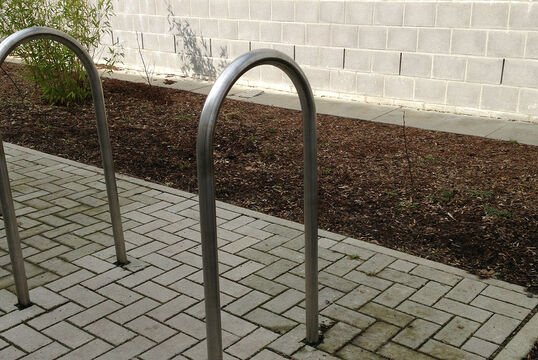 {f:if(condition: '', then: '', else: '{f:if(condition:\'\', then:\'\', else: \'Bicyle parking hoop Bicycle parking hoop Mira\')}')}