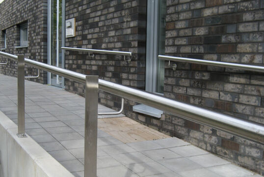 {f:if(condition: '', then: '', else: '{f:if(condition:\'\', then:\'\', else: \'Handrail Hand rail Norden\')}')}