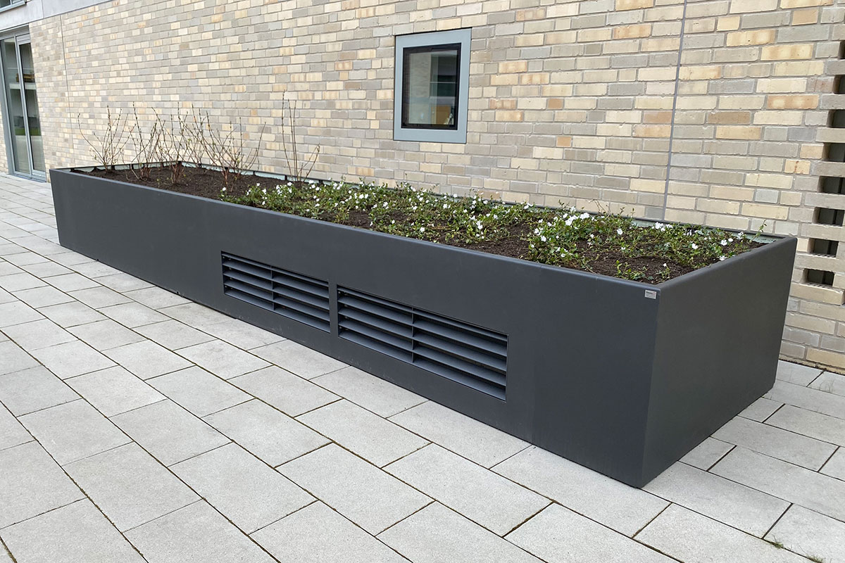 Ventilation shaft cover with plant cover and drainage Thieme GmbH